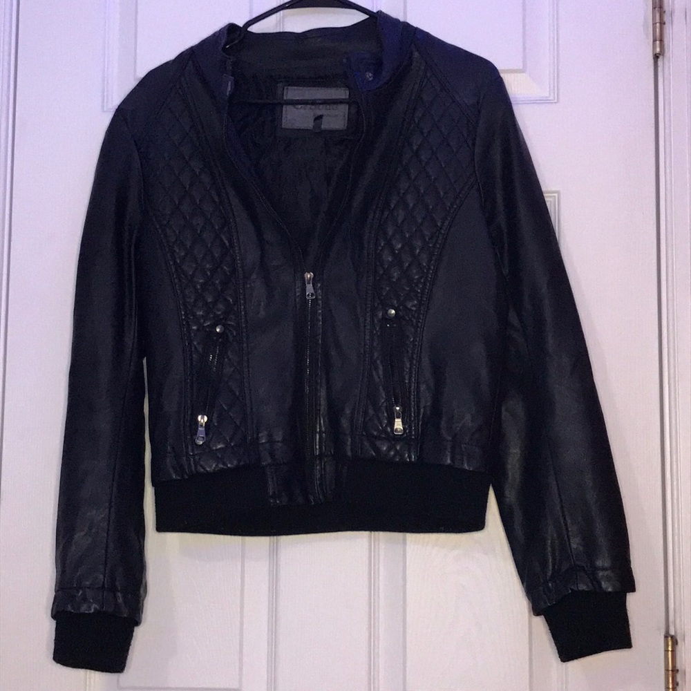 This is a Ci Sono by cavalini leather jacket.